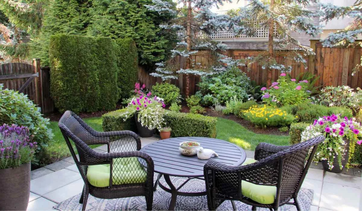 Creating a Low-Maintenance Garden